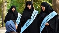جنجال در خیابان‌های مشهد | تجمع طرفداران حجاب با پلاکاردهای معنادار + عکس
