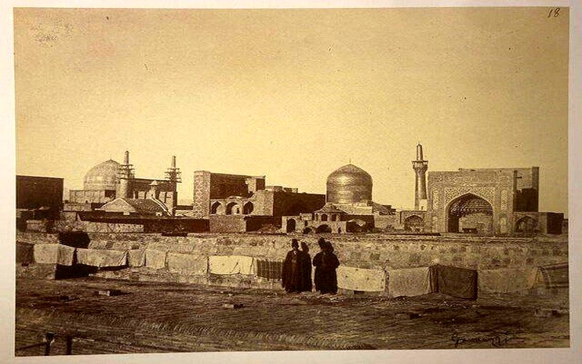 اولین عکس‌ها از حرم امام رضا(ع) ۱۶۵ سال پیش! +عکس