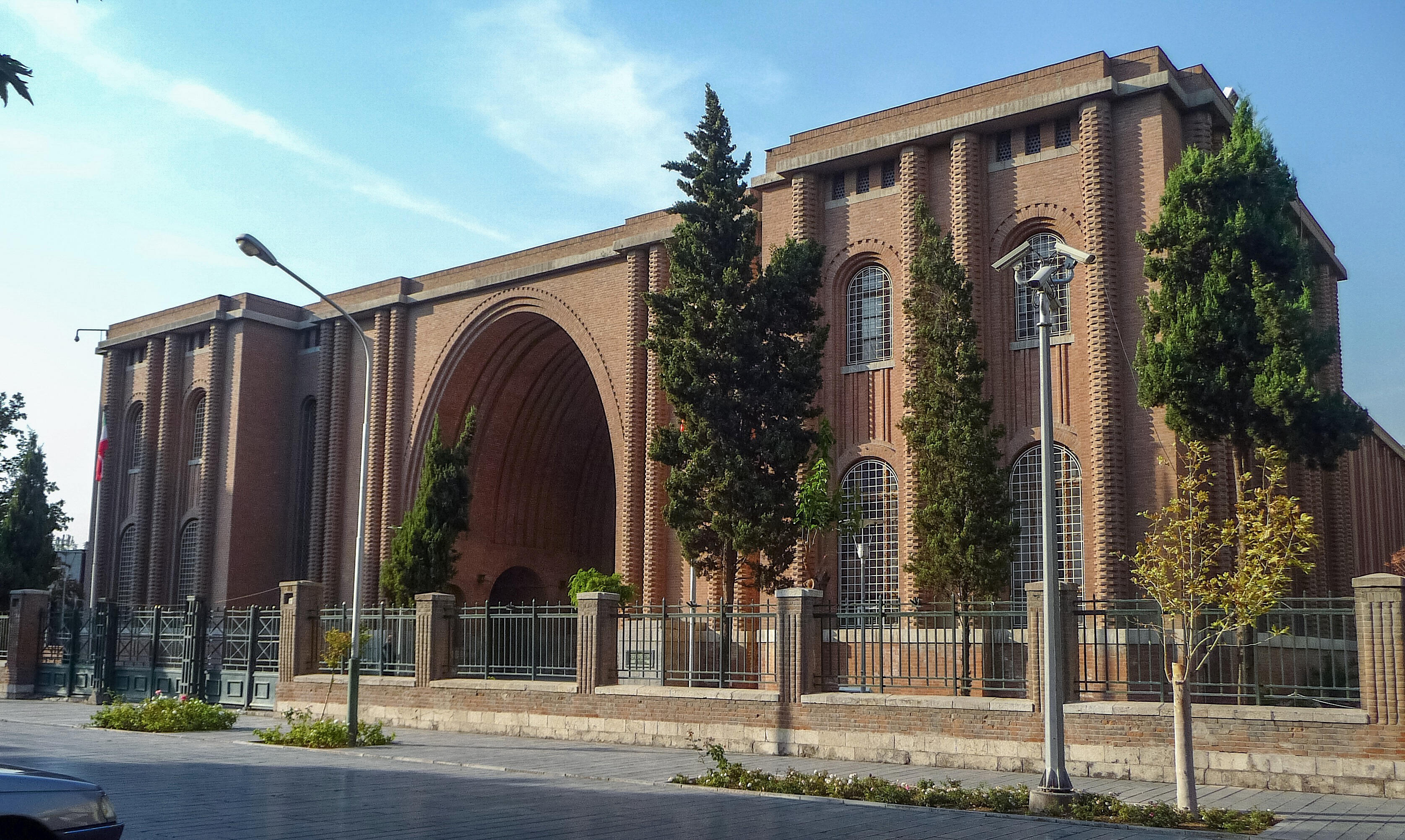 موزه ملی واقع در تهران روز 13 فروردین تعطیل خواهد بود!