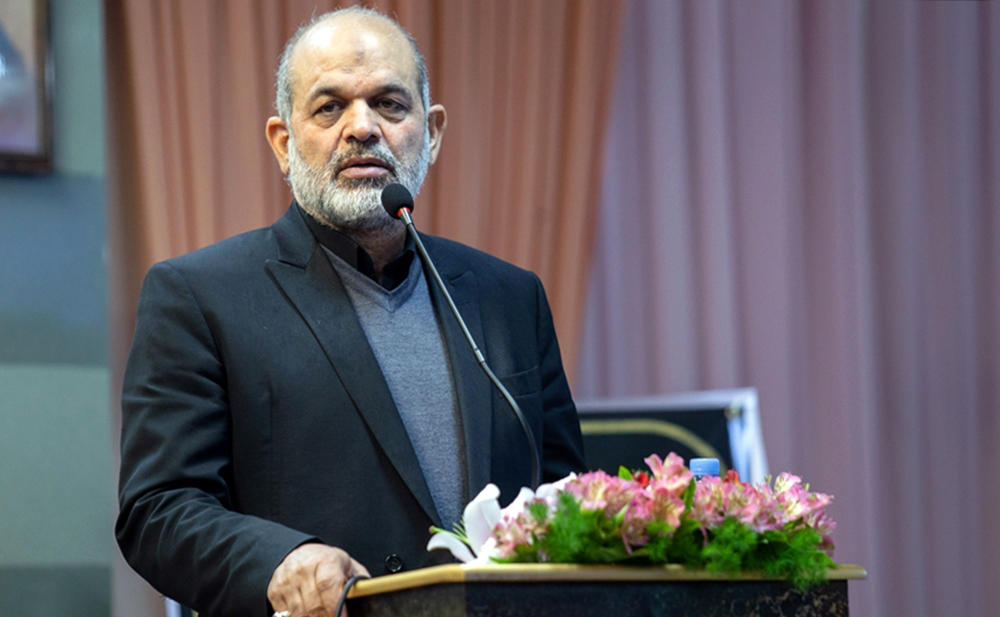 وزیر کشور: در جنگ 33 روزه می‌خواستند حزب‌الله را نابود کنند، سردار سلیمانی نگذاشت
