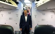 تیپ و همراهان محمود احمدی نژاد هنگام بازگشت به ایران + عکس