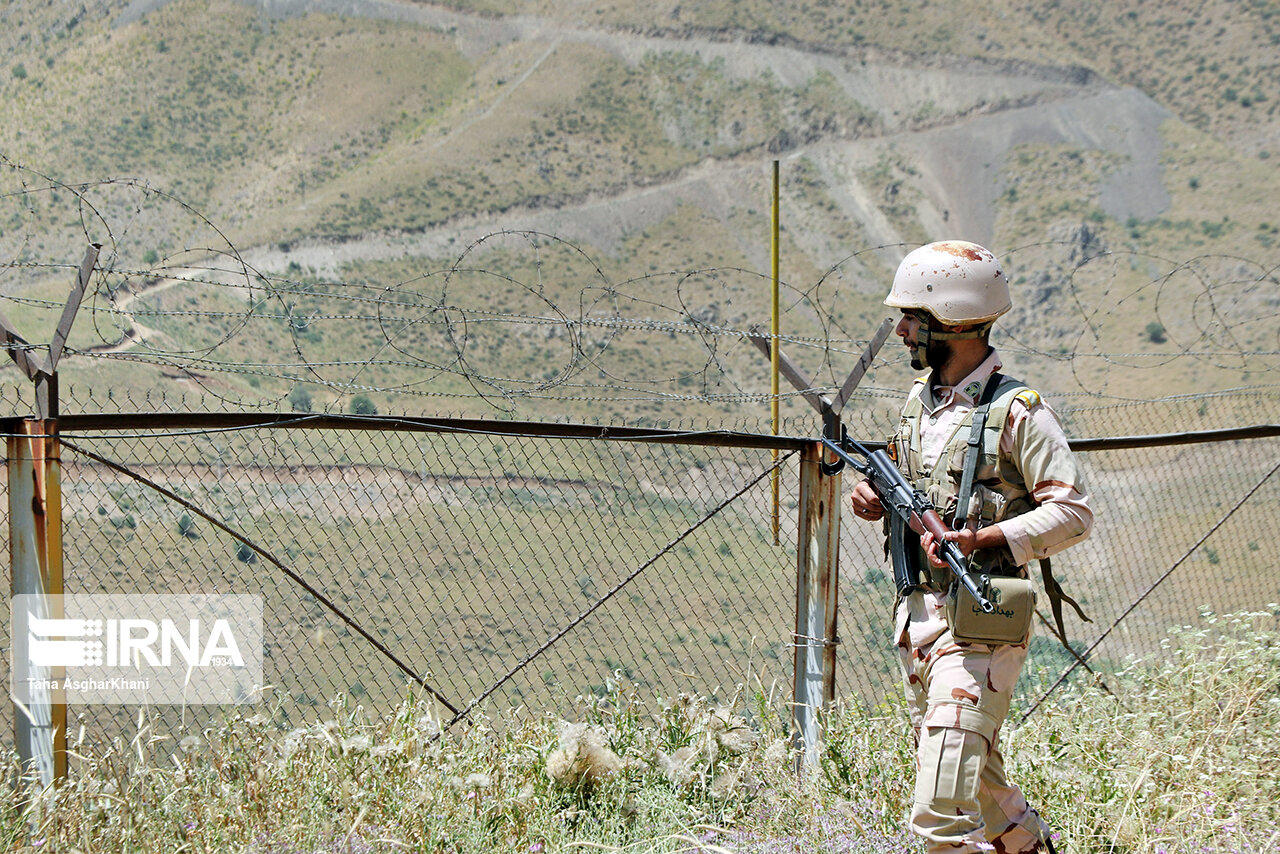 جزئیات حمله گروهک تروریستی از پاکستان به مرز سراوان | محاصره برجکی که ۵ نفر در آن بود |