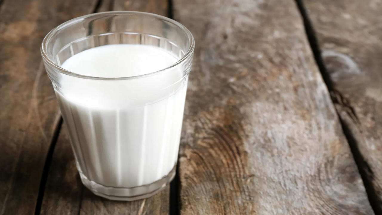 گرانی قیمت شیرخام مصوبه وزارت جهادکشاورزی را دارد