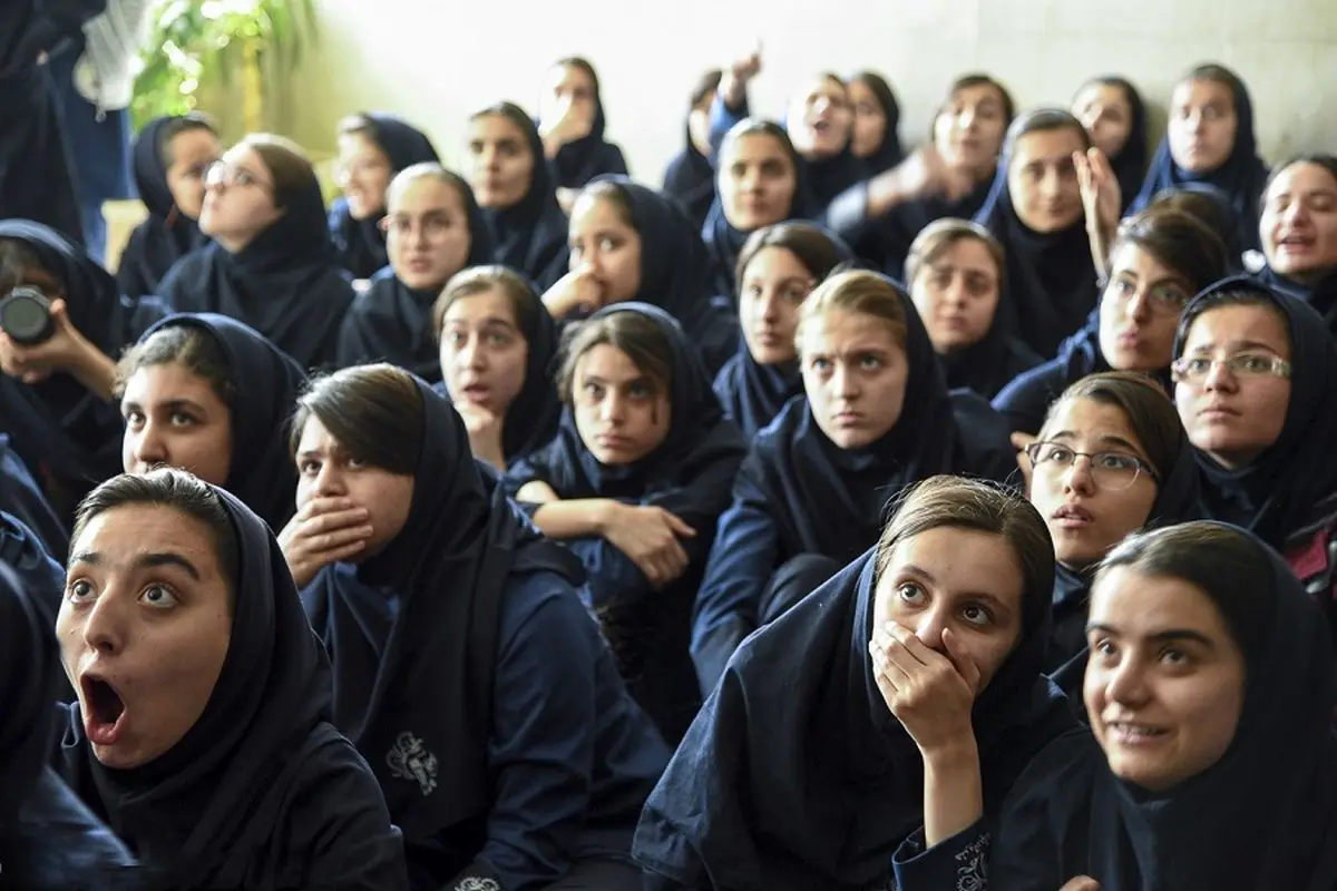 روایت عجیب «مهر» از ماجرای جنجالی مسمومیت گسترده دانشآموزان در تاکستان + فیلم