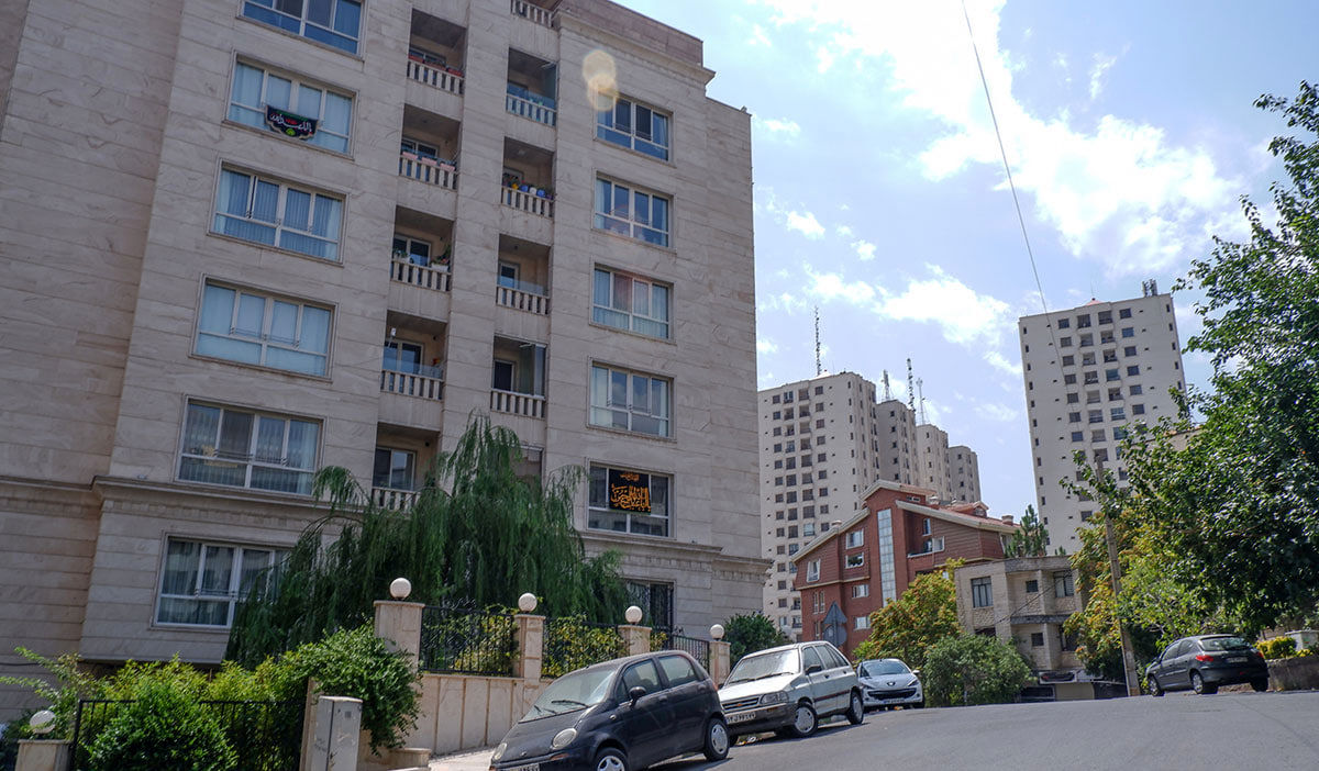 رهن کامل آپارتمان نوساز در تهران چند؟