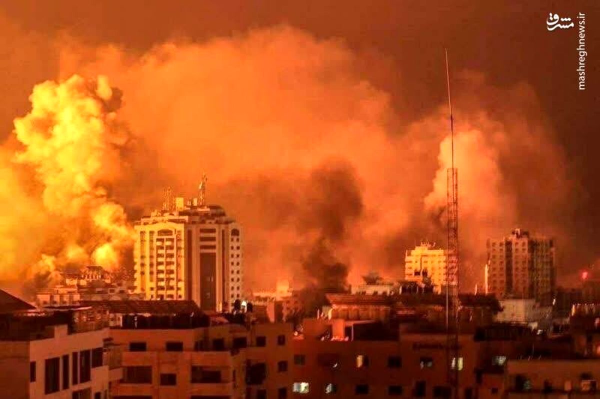 تصاویر بمباران  وحشتناک  غزه در نیمه شب 