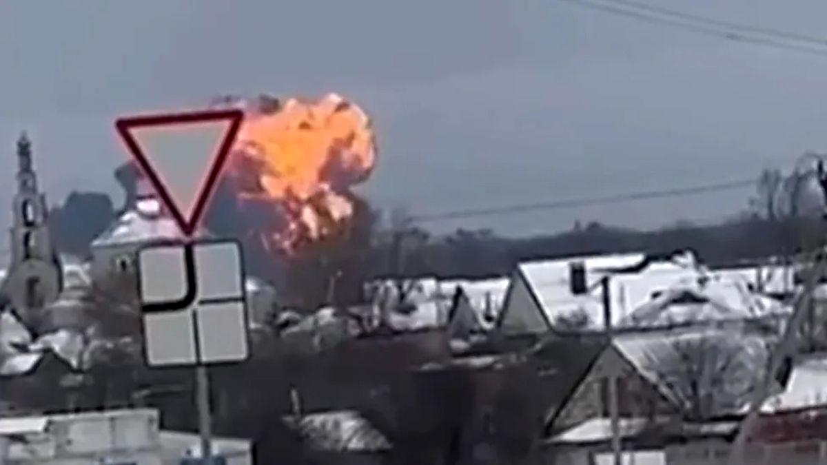 انهدام هواپیمای روسی/ اوکراینی ها اشتباها ۶۵ اسیر خود را کشتند +ویدئو

