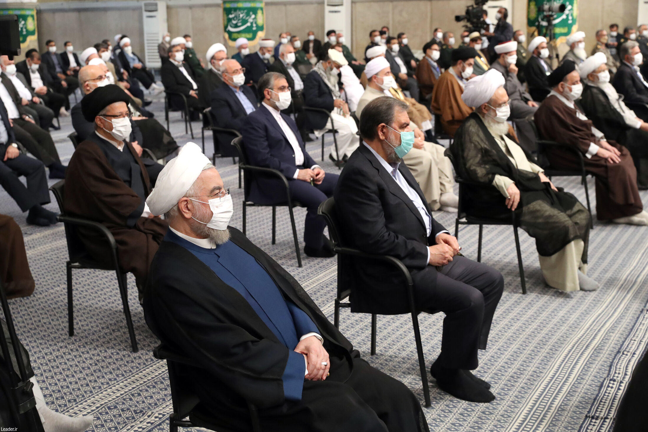 اولین حضور عمومی روحانی /  لاریجانی و روحانی در دیدار مسئولان نظام  با رهبر انقلاب