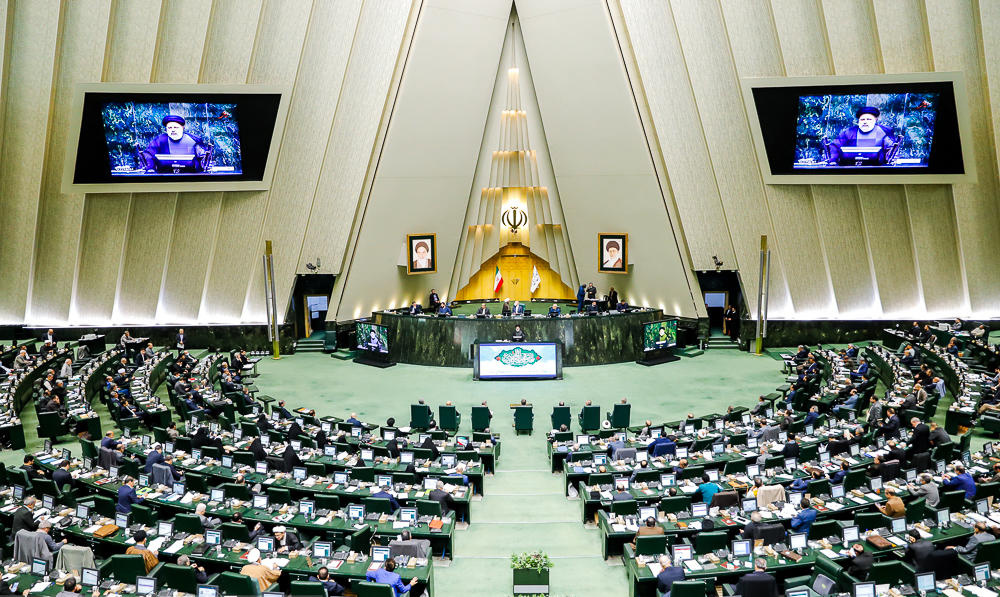 واکنش مجلس به طرح نمایندگان برای برخورد با بی حجابی