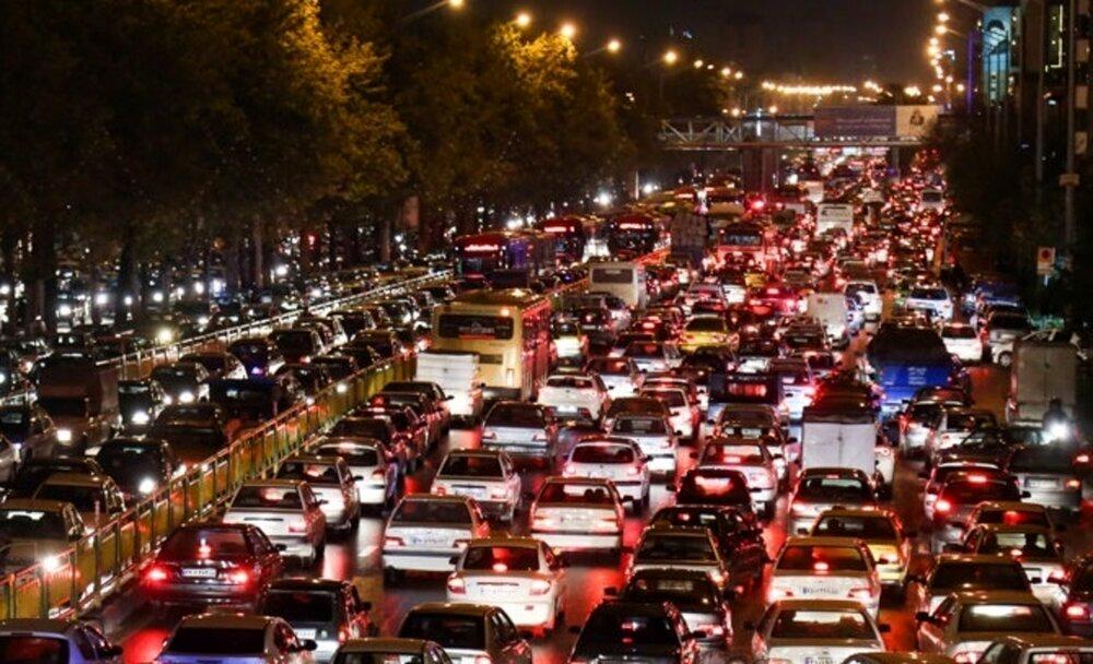 جلسه اضطراری بررسی ترافیک وحشتناک شب گذشته تهران |  کدام منطقه بیشترین ترافیک را داشت؟ 