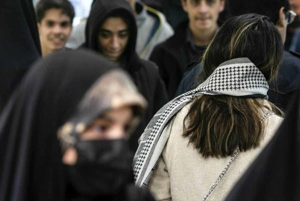 هشدار جدید اصلاح طلبان درباره «حجاب اجباری»