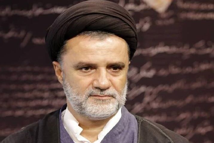 نبویان :کسانی که شعار مرگ بر آمریکا سر می دهند، ۵۰ درصد اسلام را پذیرفته اند