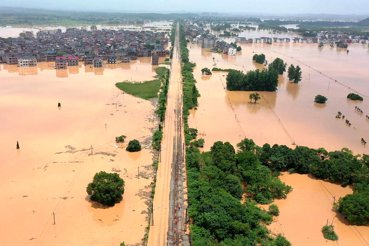 طوفان، سیل و آبگرفتگی در 25 استان کشور