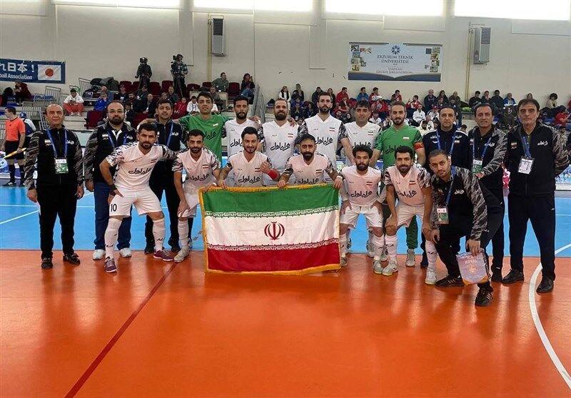 تیم ملی قهرمان ایران در غیاب مسولان وارد کشور شدند