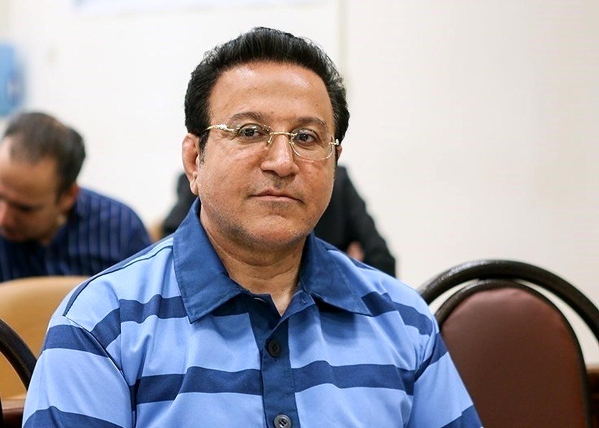 حسین هدایتی به زندان بازگشت + فیلم