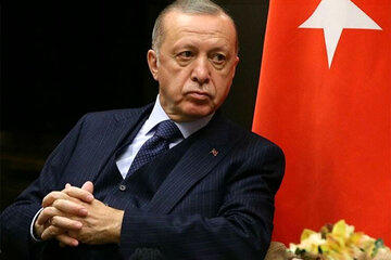 چرا با وجود کارنامه منفی اقتصادی اردوغان، اکثر مردم ترکیه به او اعتماد دارند؟