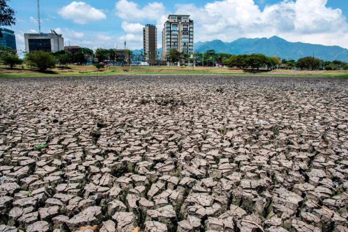 گرمای جهنمی در زمستان چه بر سر کشور می‌آورد؟