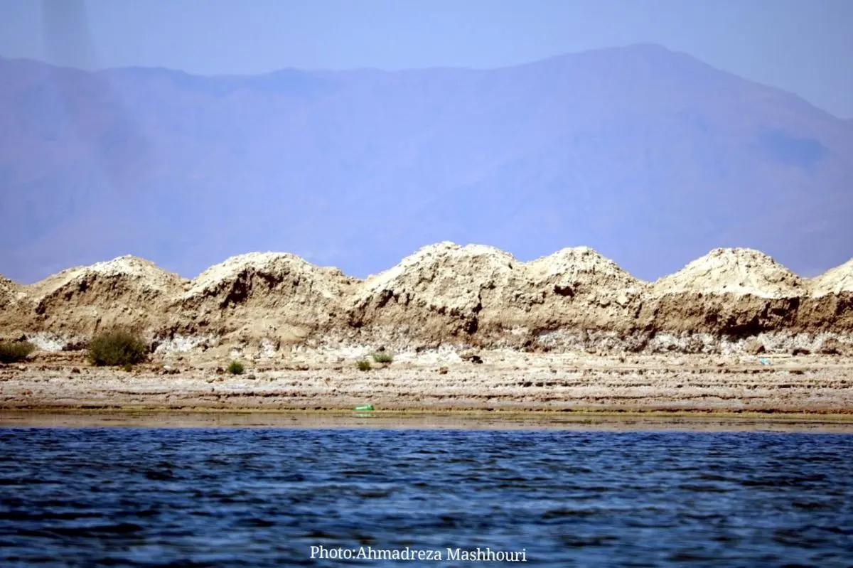 آخرین خبر از وضعیت دریاچه ارومیه/دریاچه ارومیه به جان آمد+فیلم