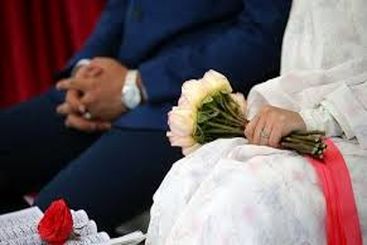 رواج پدیده ازدواج با افراد مسن | شوگر‌ ددی و شوگر مامی از چه زمانی آمدند؟ | علت چیست؟