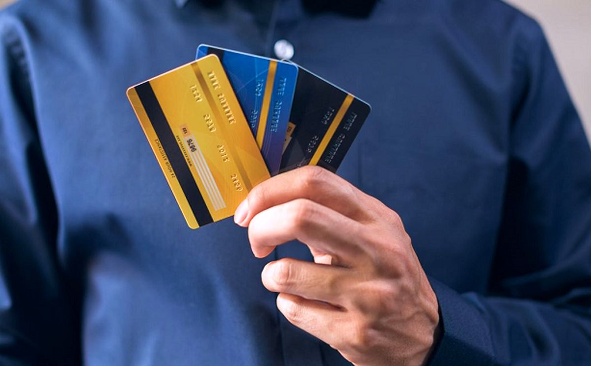 اتصال 5 بانک به طرح جدید/ چگونه موبایل جایگزین کارت بانکی می شود؟+فیلم



