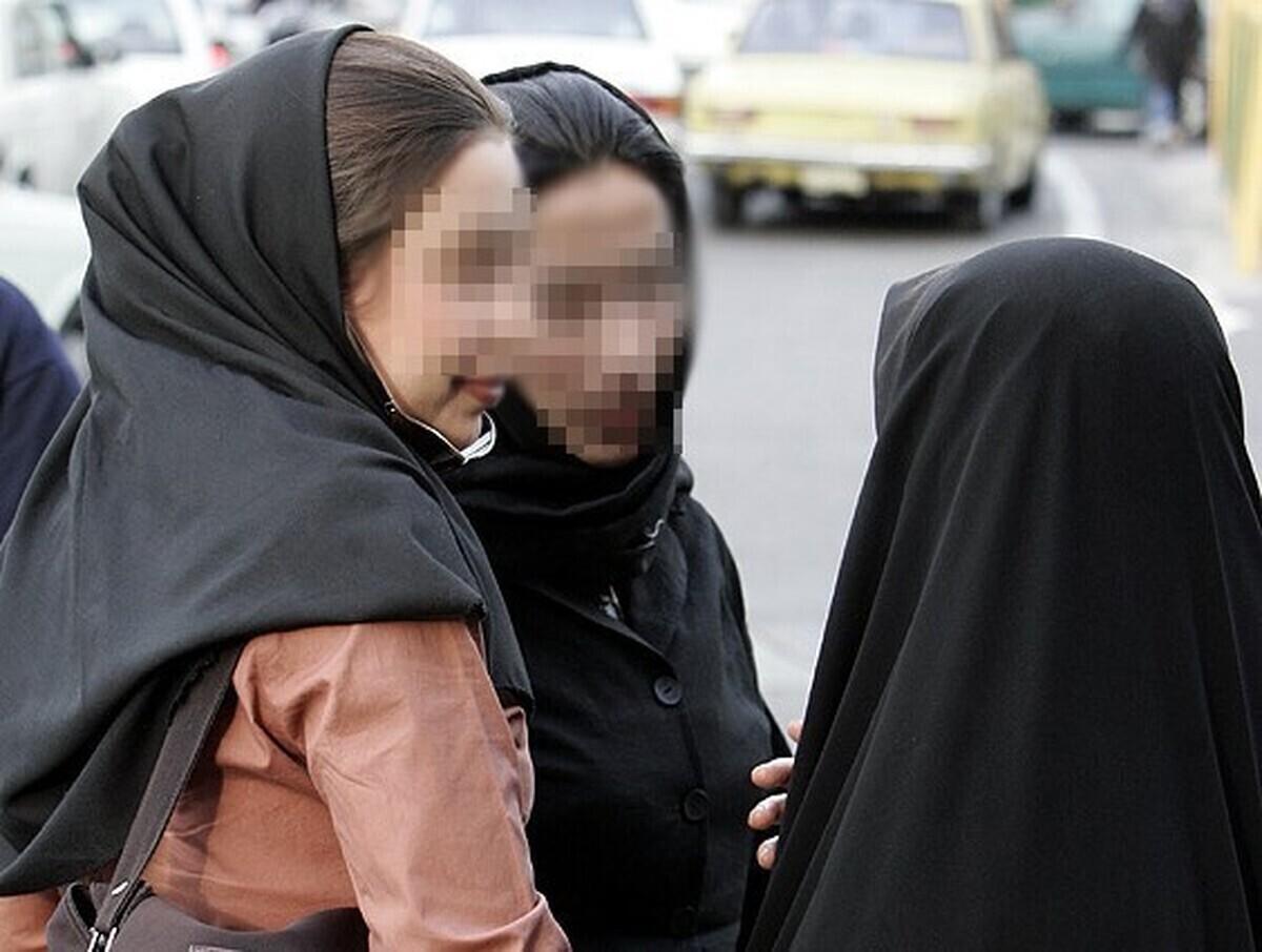 بنر جنجالی درباره حجاب در اصفهان غوغا کرد + عکس