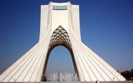 برج آزادی در شب عید غدیر رنگارنگ شد+عکس