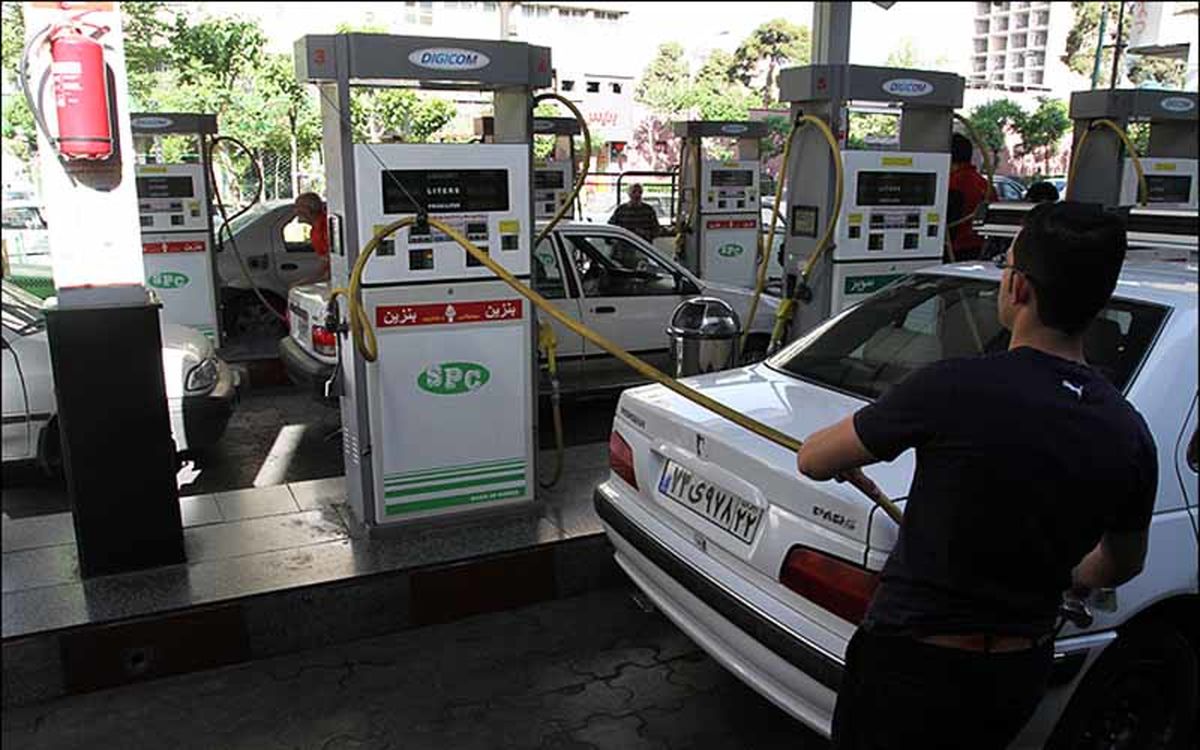 مصرف بنزین بالا رفت /  قیمت بنزین  افزایش می یابد؟