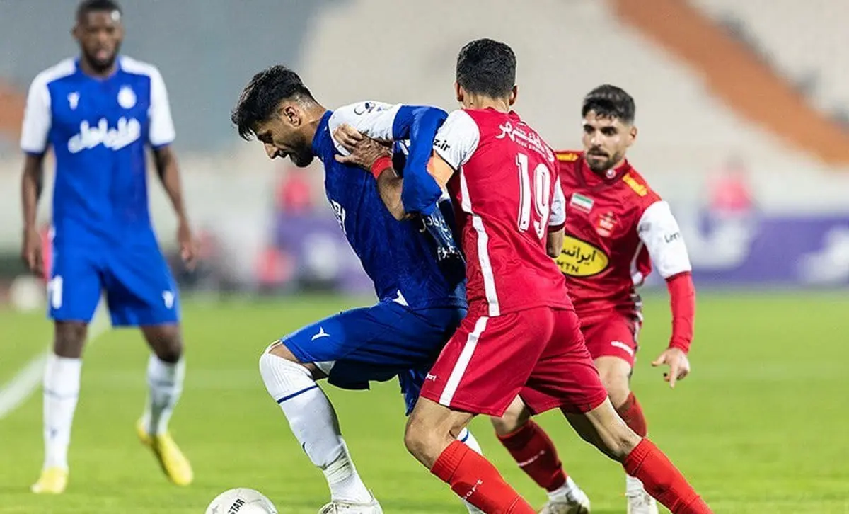 تذکر جدی داور به ساپینتو / حضور مدیرعامل پرسپولیس در میان تماشاگران