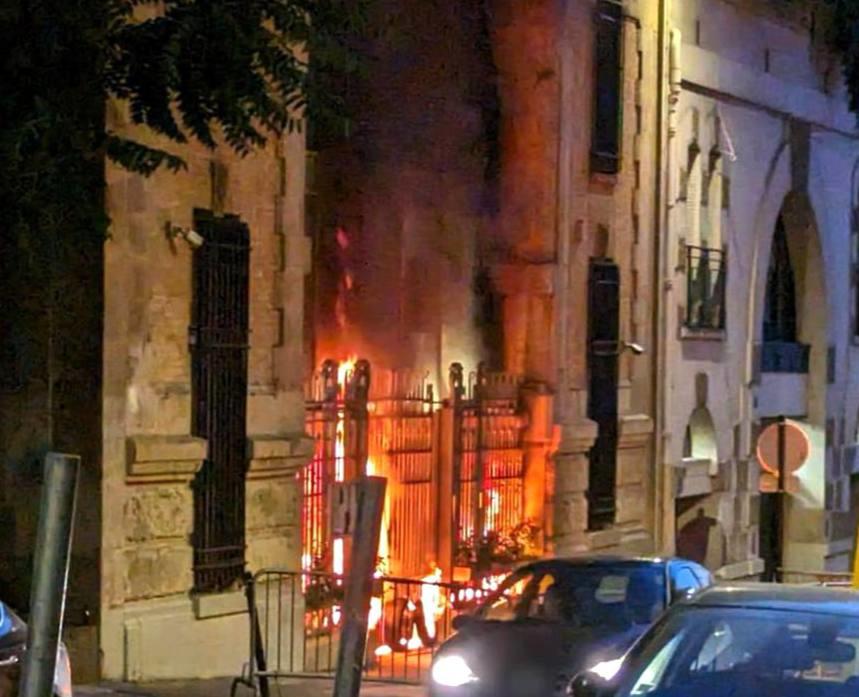 حمله و تعرض به سفارت ایران در پاریس +جزییات مهم /عکس 