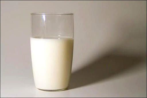 سرانه مصرف شیر در کشور ٣ لیوان در هفته شد