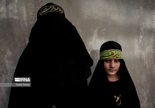 عزاداری بانوانِ نقابزده در «چهل منبر» لرستان 11