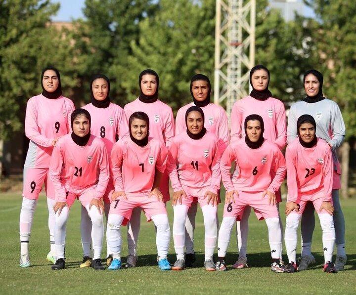 رنگ لباس تیم ملی فوتبال زنان خبرساز شد + عکس