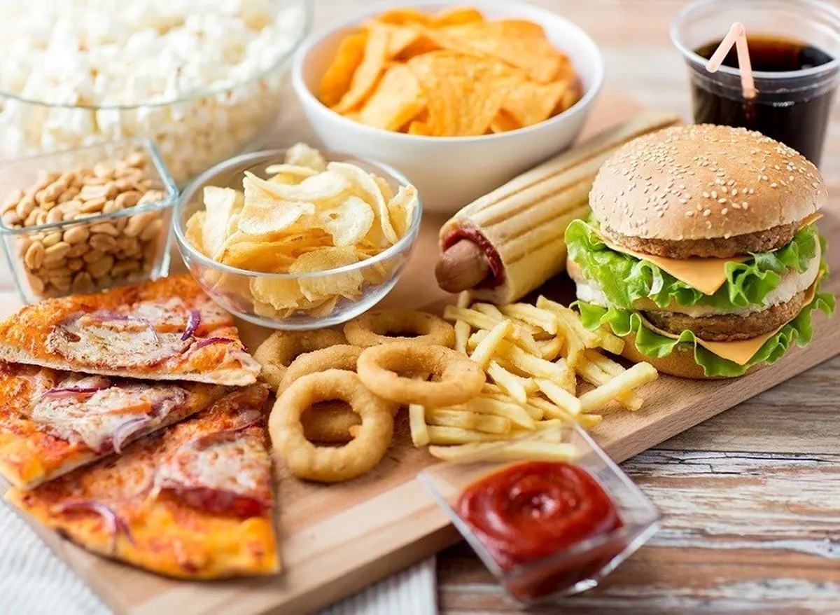 اگر میخواهید شب خوب بخوابید این غذاها را نخورید!