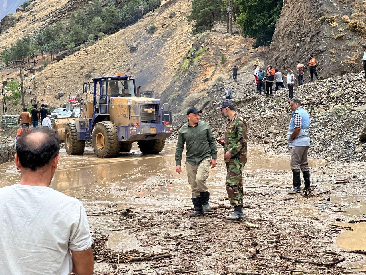 بازگشایی جاده چالوس پس از سیل مرگبار