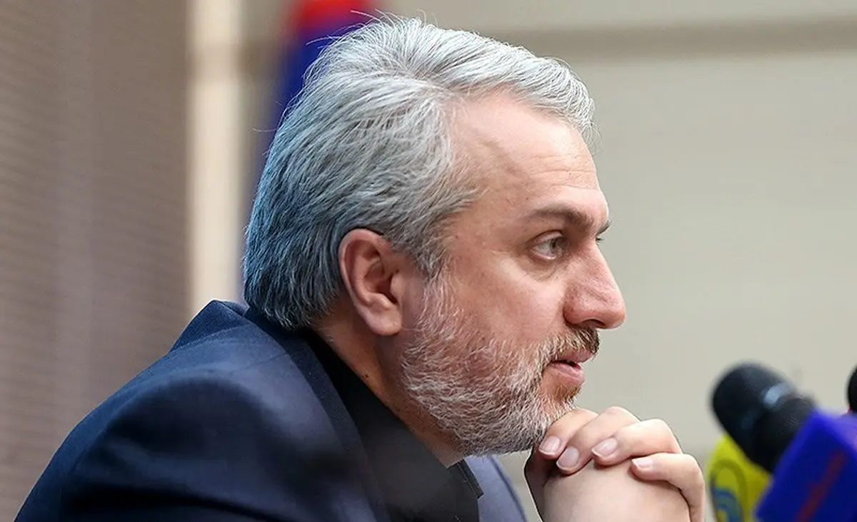 فاطمی امین از وزارت صمت غزل خداحافشی می خواند