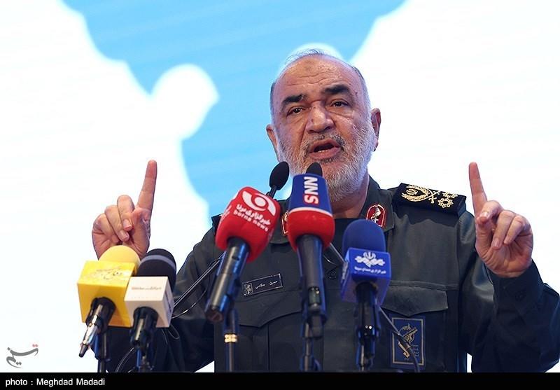 فرمانده سپاه : هنوز انتقام ترور شهید سلیمانی را نگرفته‌ایم