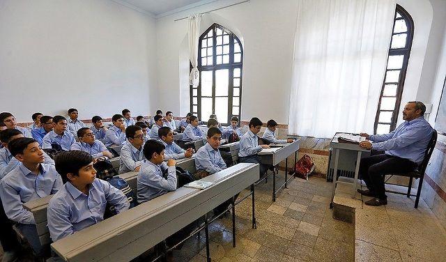 چند خبر جدید مجلس برای معلمان و فرهنگیان | لزوم اجرای مطلوب نظام رتبه‌بندی معلمان 