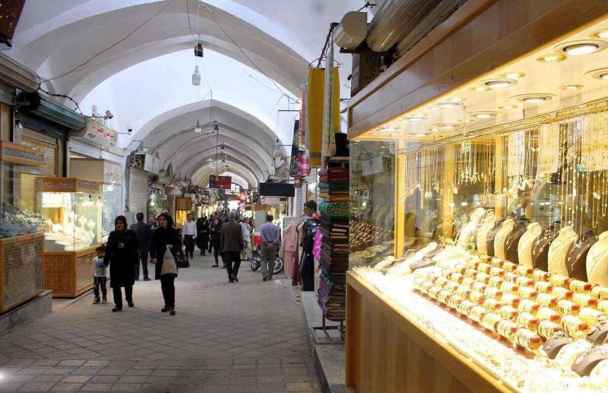 عکس پر سر و صدا از ورودی بازار طلای تهران