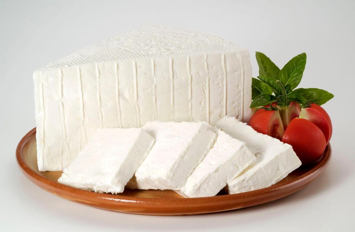 فواید معجزه آسای پنیر برای بدن/ پنیر شُل بهتر است یا سفت؟