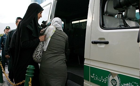 کانون کارگردانان سینمای ایران در واکنش به مرگ مهسا امینی:باید هر چه زودتر به این ارشاد گشتی پایان داد