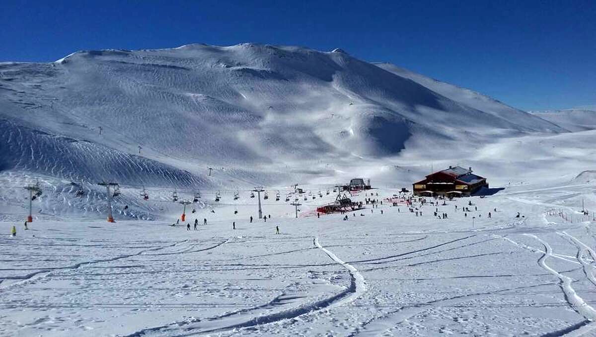 زمستان شد؛ بارش برف در تهران| ببینید