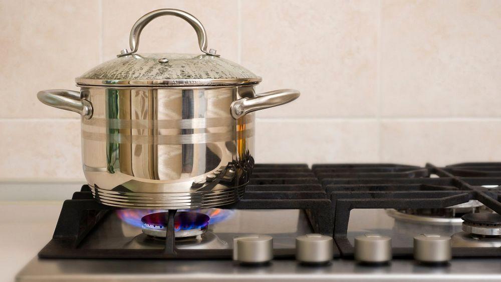 یک هشدار |  آشپزی با اجاق گازهای خانگی خطر سرطان خون را افزایش می‌دهد
