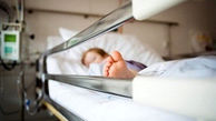 مرگ دردناک کودک 13 ماهه در بیمارستان معروف ویژه کودکان تهران به دلیل قصور پزشکی + عکس