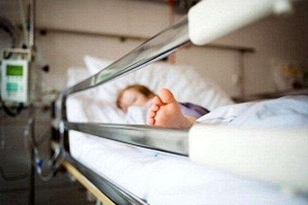 مرگ دردناک کودک 13 ماهه در بیمارستان معروف ویژه کودکان تهران به دلیل قصور پزشکی + عکس