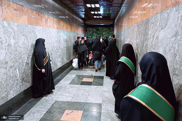 «روسریت رو سَرِت کن» /روایت تازه از جنجال ها در زیر زمین تهران