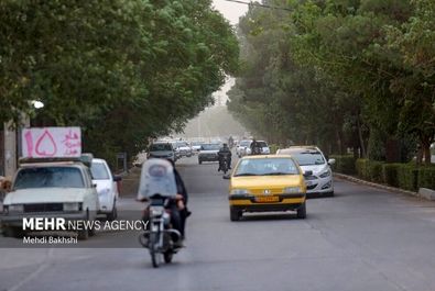 قم در گرد و غبار غرق شد