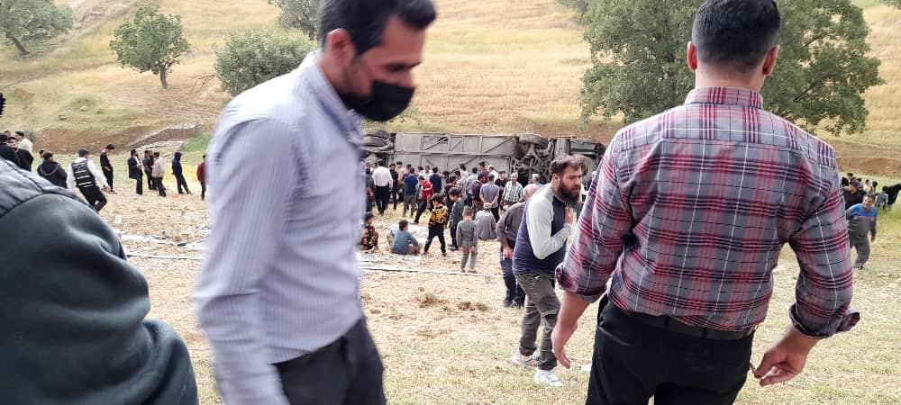 مرگ تلخ خانم دکتر در حادثه سقوط اتوبوس گردشگران اصفهانی