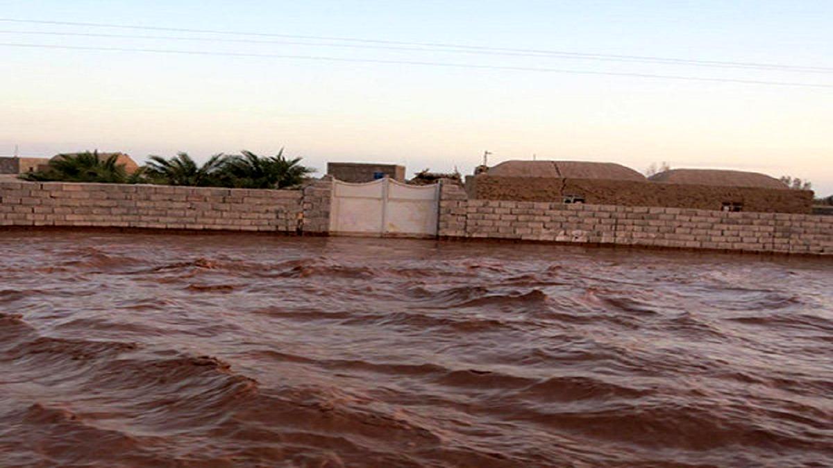 وضعیت اضطراری در هرمزگان / یک روستا زیر آب رفت!