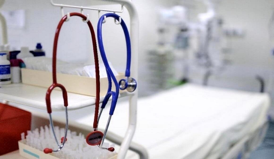 وزیر بهداشت سم عامل مسمومیت دانش‌آموزان را اعلام کرد