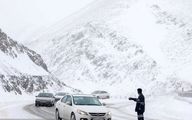 برف وکولاک جاده چالوس و آزادراه تهران-شمال را مسدود کرد

